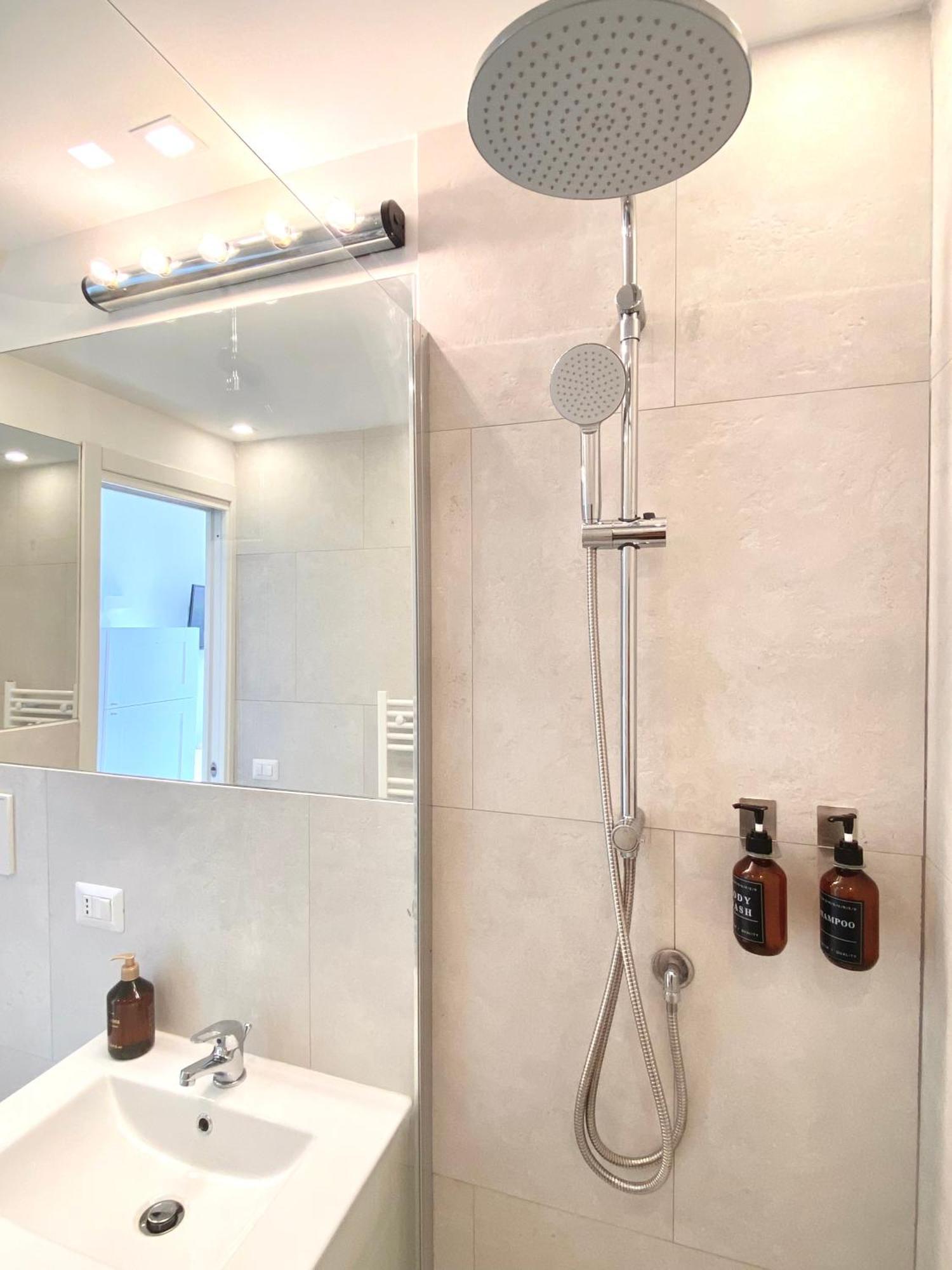 Prince Of Rome Superior Rooms ภายนอก รูปภาพ