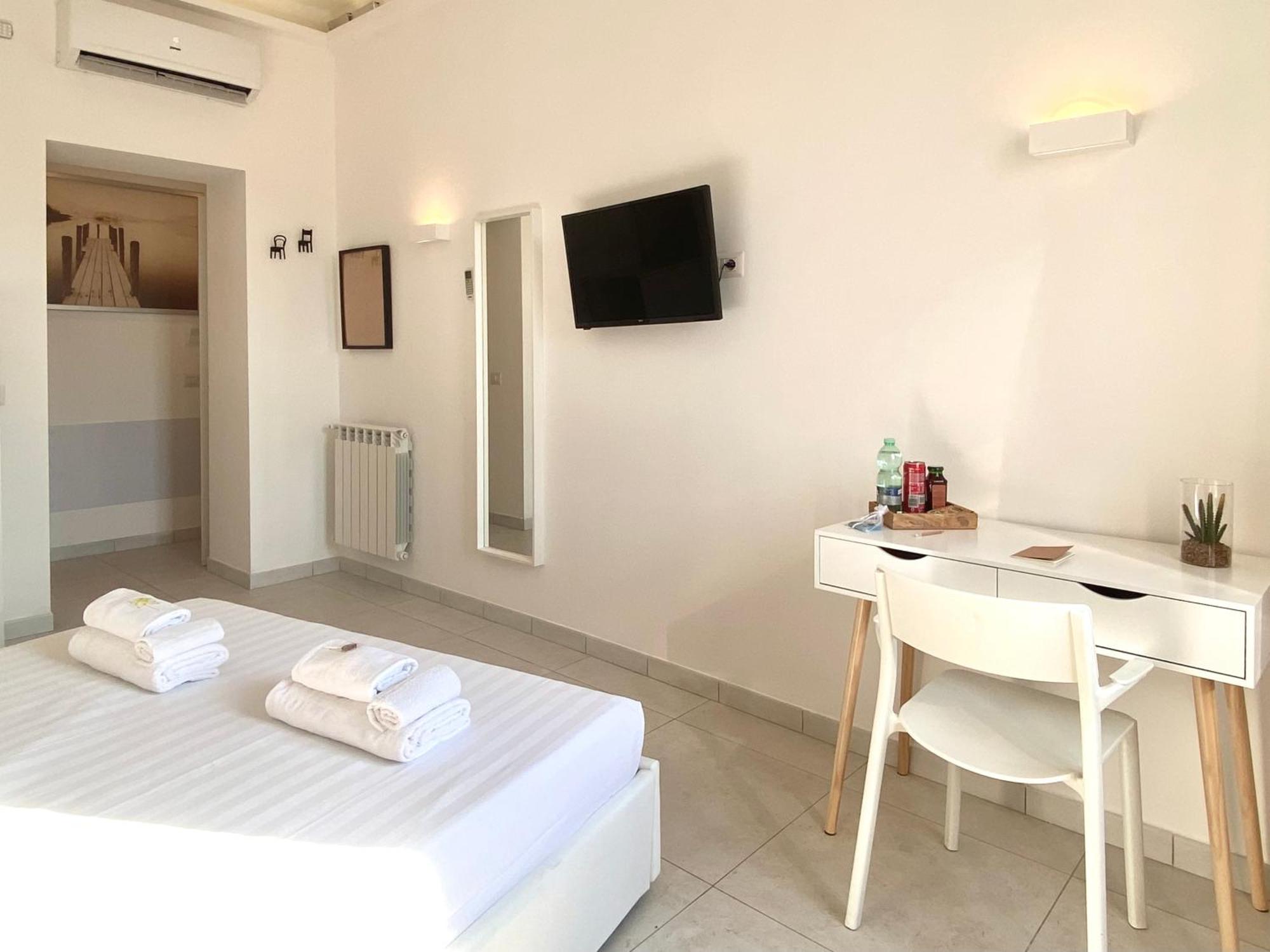 Prince Of Rome Superior Rooms ภายนอก รูปภาพ