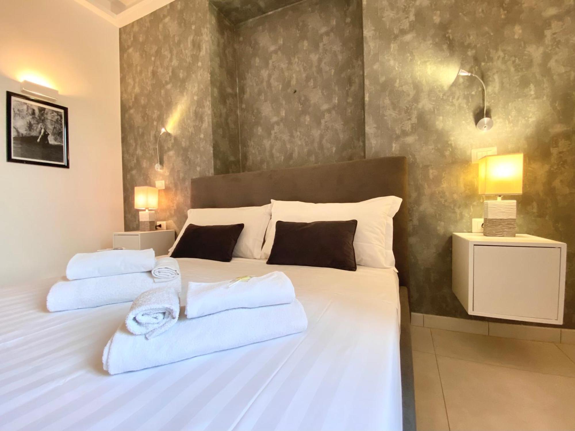 Prince Of Rome Superior Rooms ภายนอก รูปภาพ